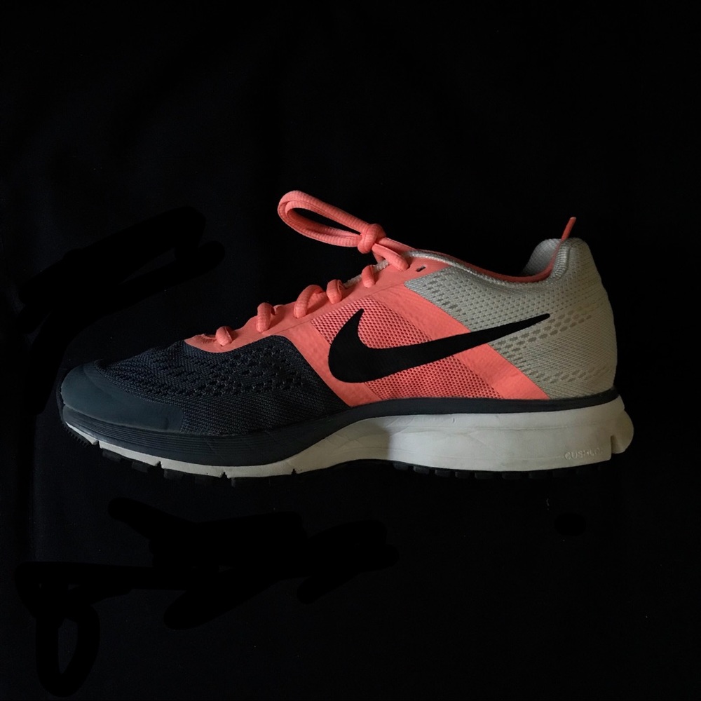 Nike Air Pegasus Running Shoes Sneakers Size 8.5